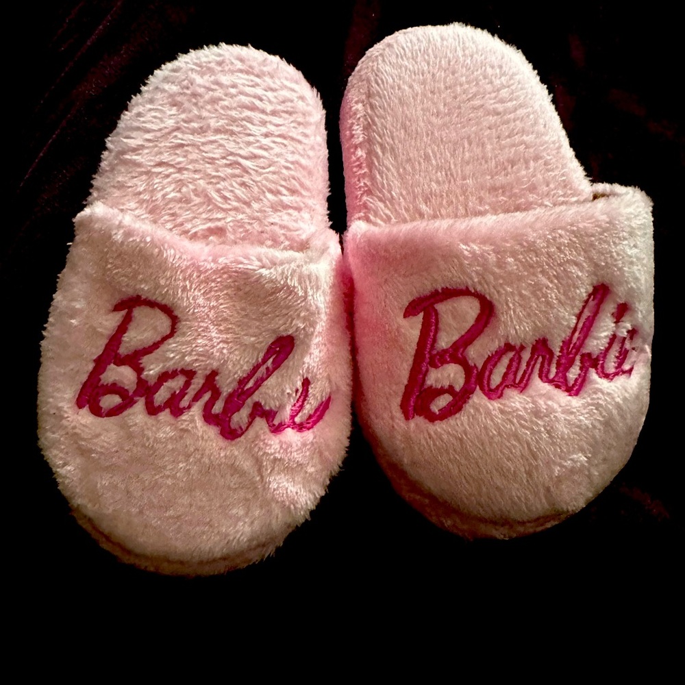 Girls Barbie Slippers, NWT